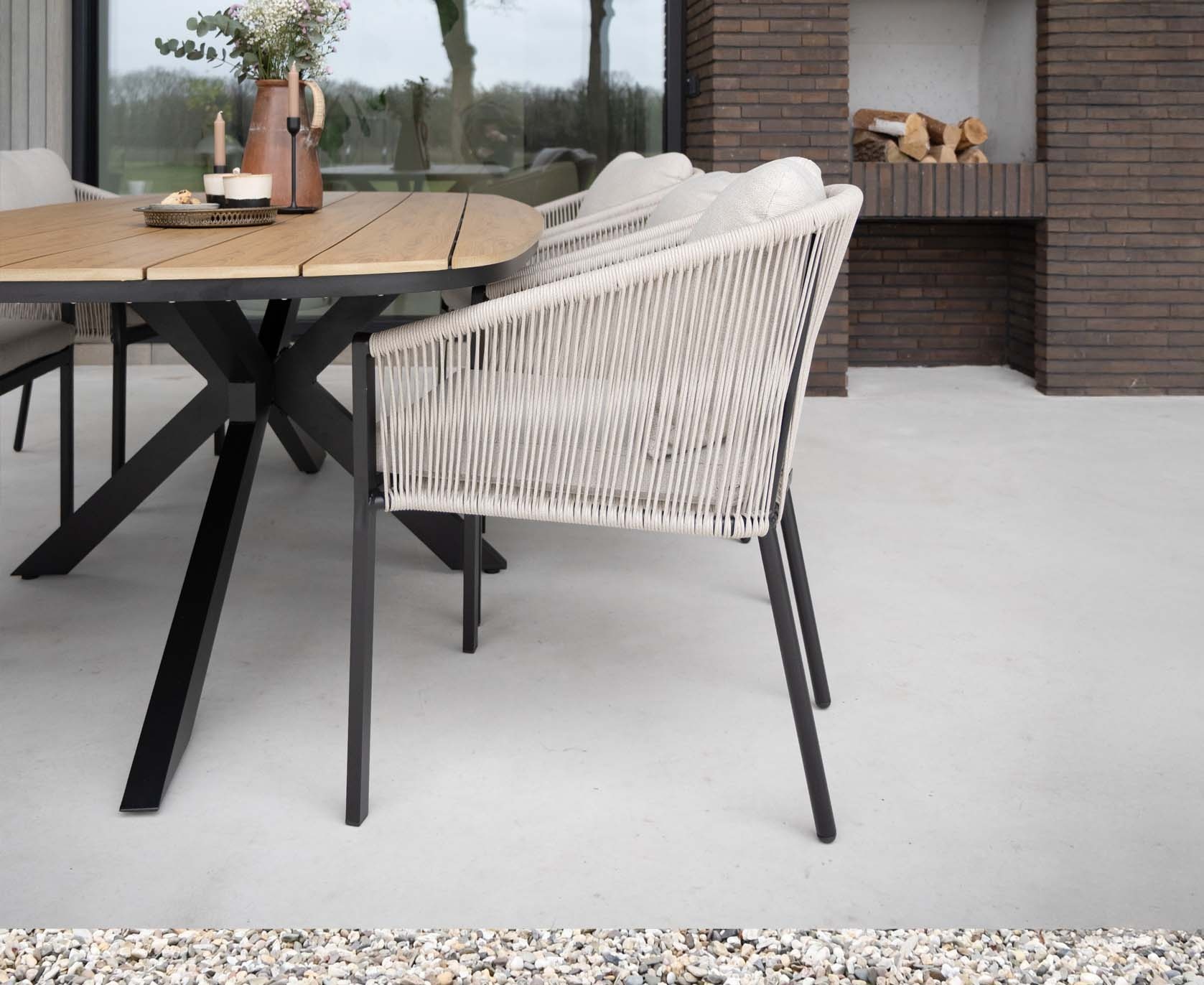 Stapelbare Gartenstühle