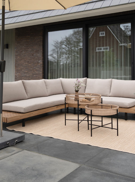 Niedrige Lounge-Sets