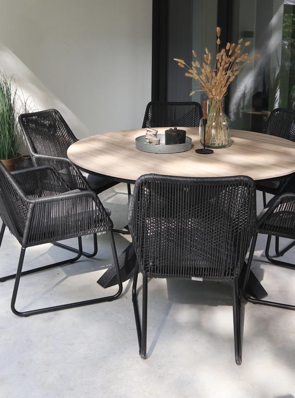 Runde Gartenmöbel-Set