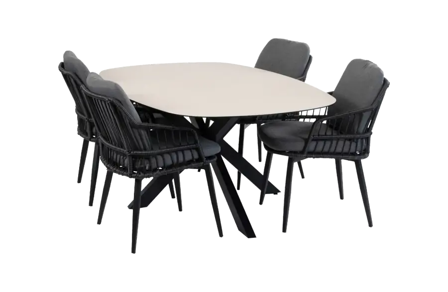 Isabel-Black-Malaga-Black-1