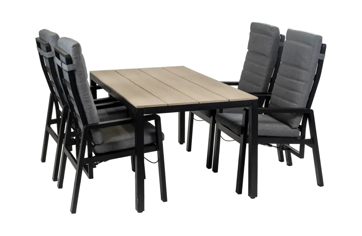 Rechthoekige-tuinset-4personen-zwartestoelen-4-seizoenen-tuinmeubelen